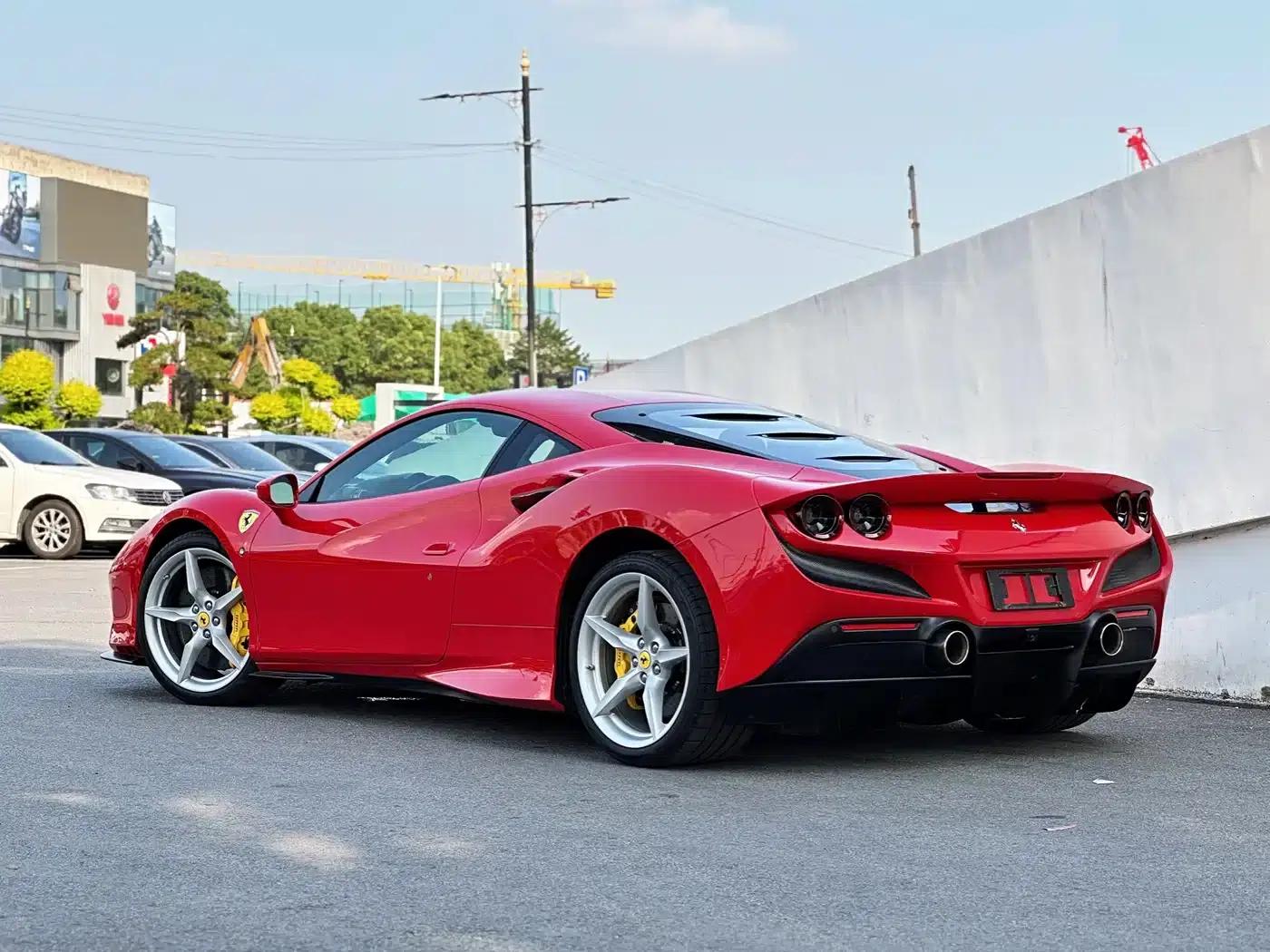 Ferrari F8 2019 Tributo 3.9T V8 — миниатюра 2
