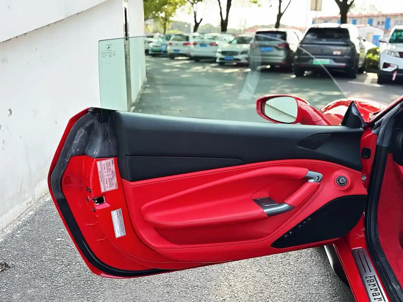 Ferrari F8 2019 Tributo 3.9T V8 — миниатюра 12