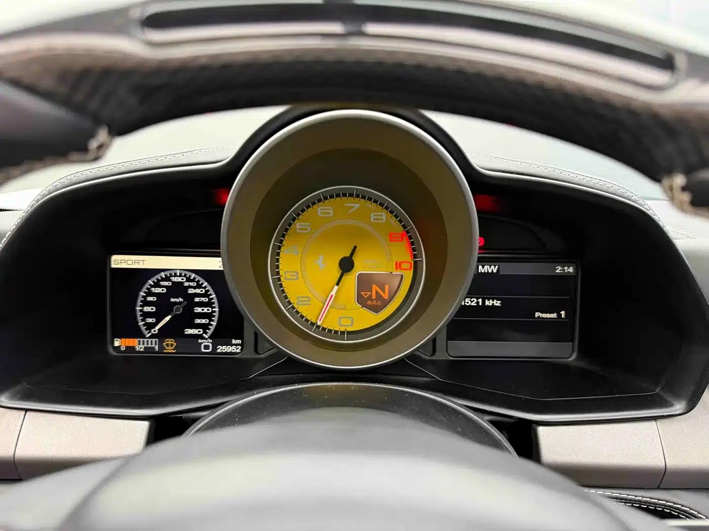 Ferrari 458 2013 4.5L Spider — миниатюра 10