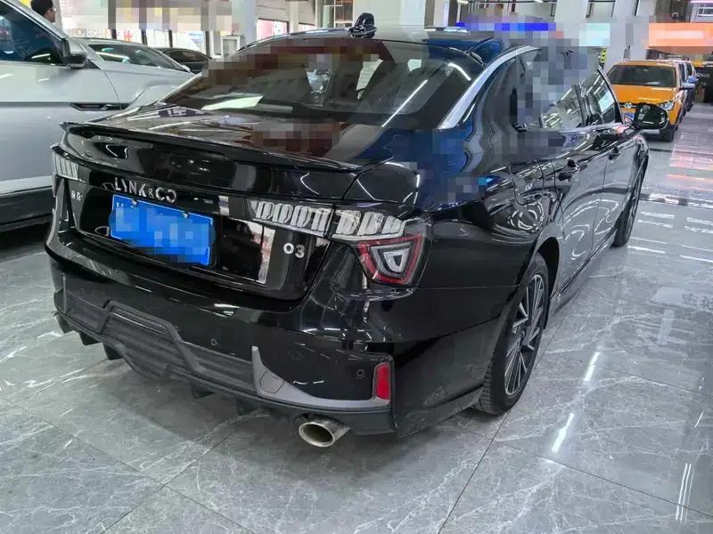 Lynk & Co 03 2022 1.5TD DCT Pro — миниатюра 6