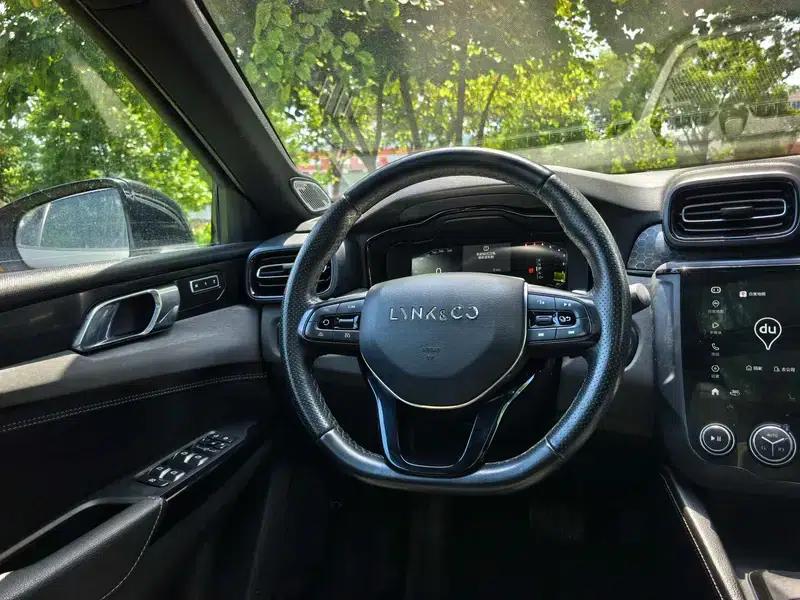 Lynk & Co 03 2018 1.5TD DCT Sport Edition — миниатюра 13