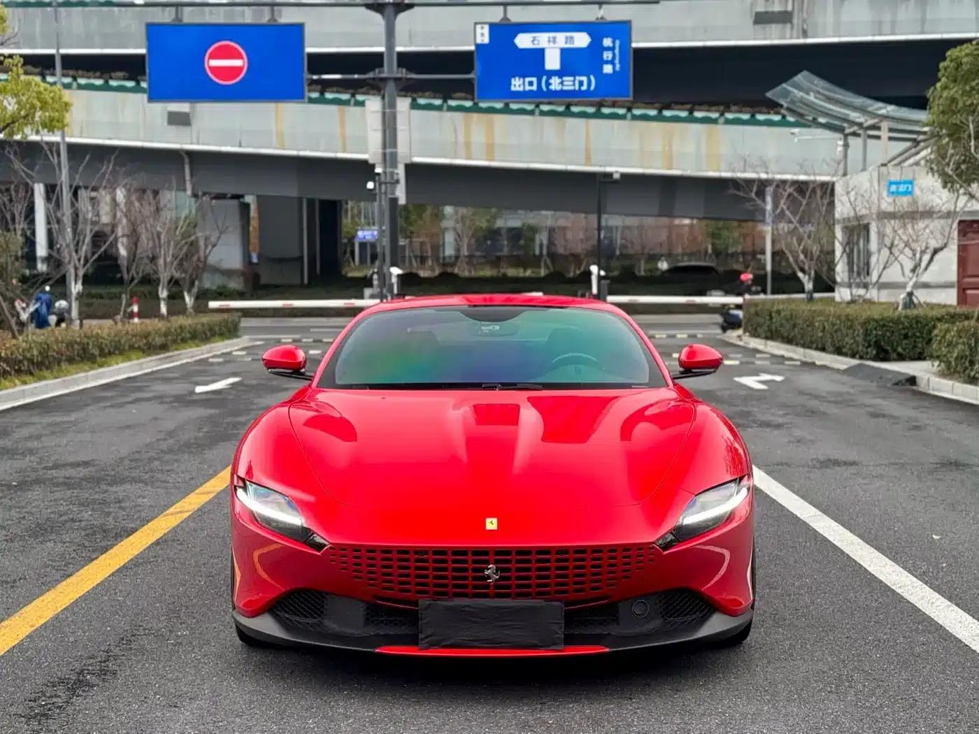 Roma 2020 3.9T V8 — миниатюра 1