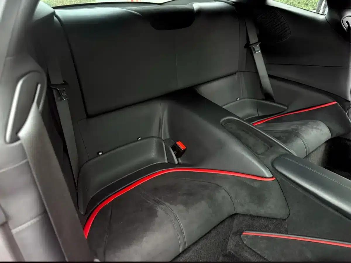 Roma 2020 3.9T V8 — миниатюра 5