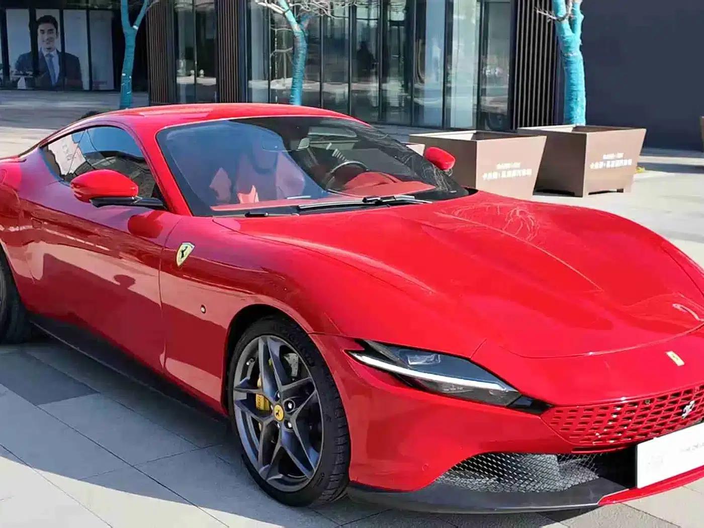 Roma 2020 3.9T V8 — миниатюра 3