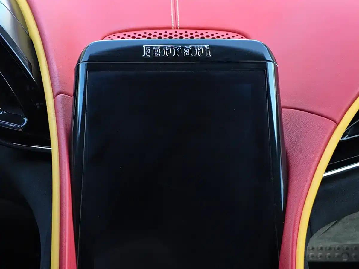 Roma 2020 3.9T V8 — миниатюра 8