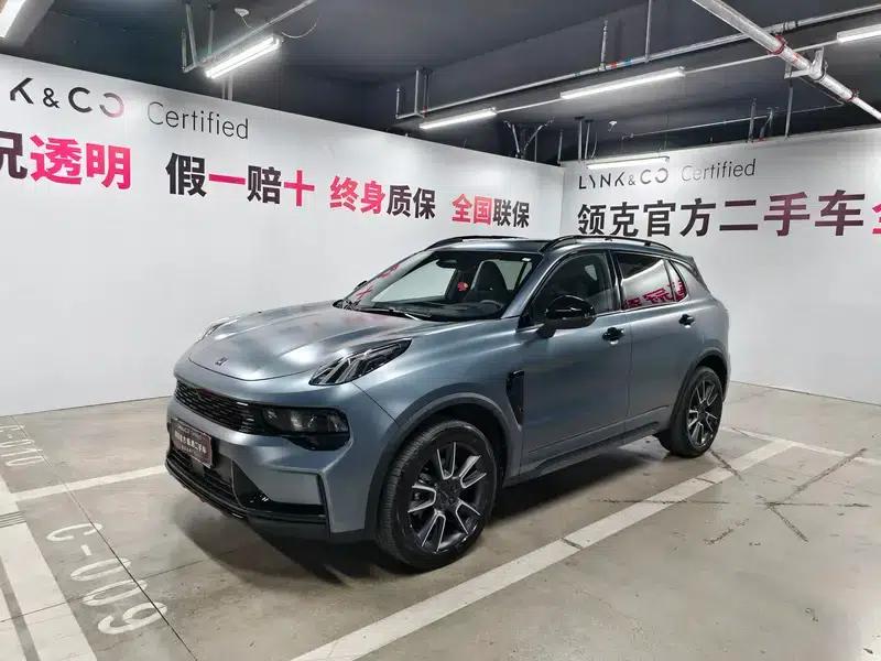Lynk & Co 01 2025 2.0TD Two-Wheel Drive Refreshed Pro Edition — миниатюра 1