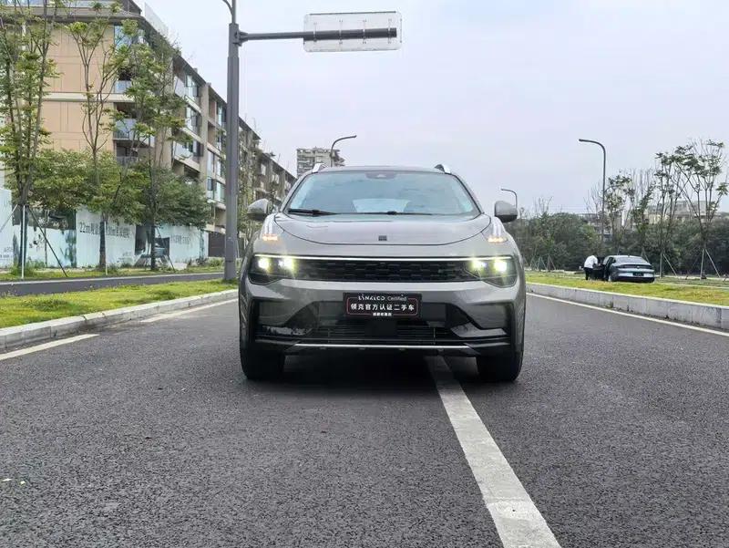 Lynk & Co 01 2021 2.0TD Two-Wheel Drive Pro — миниатюра 2