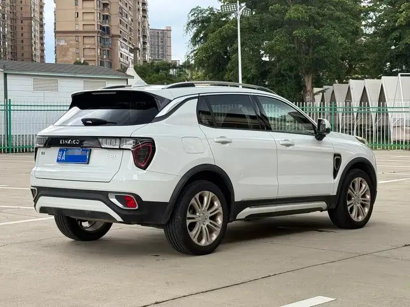 Lynk & Co 01 2017 2.0T 2WD Pro Edition — миниатюра 6