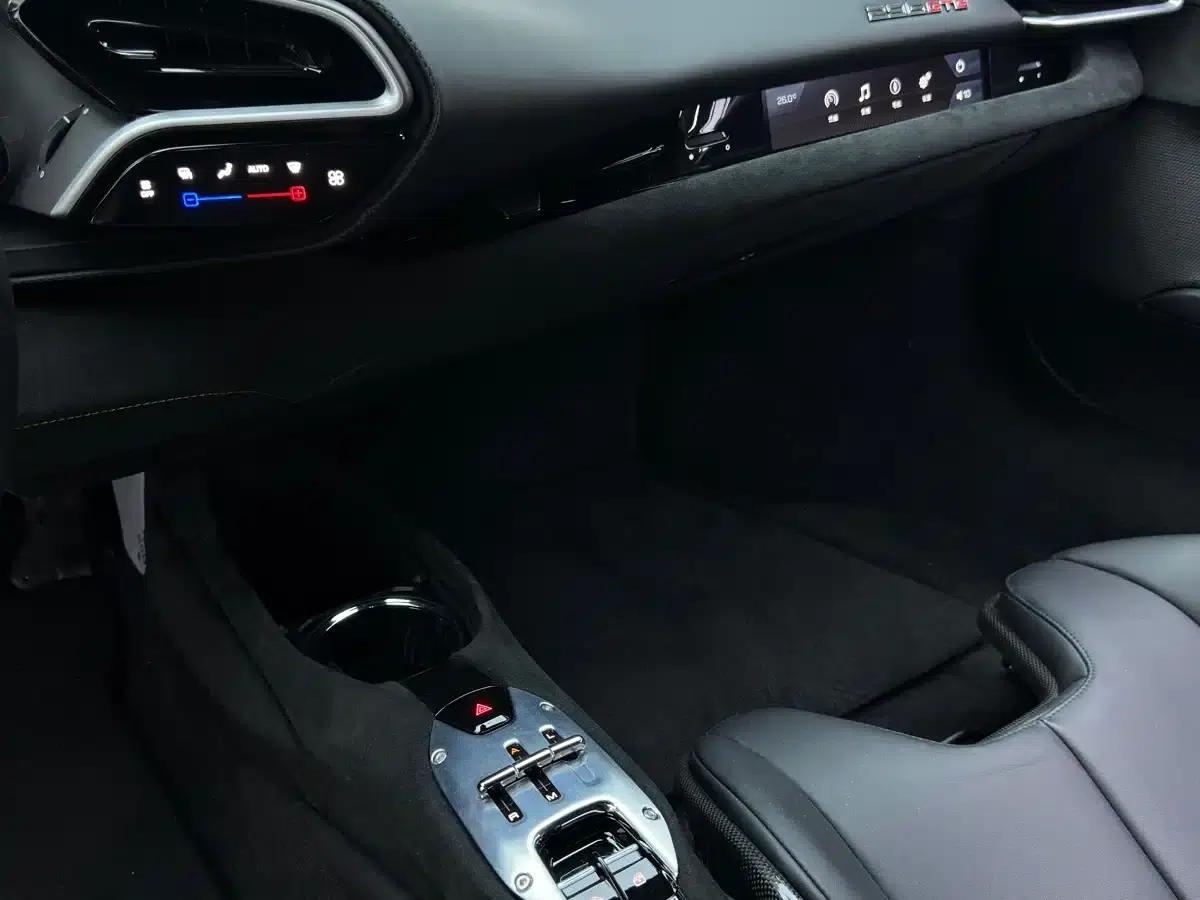 Ferrari 296 2021 3.0T V6 GTB — миниатюра 25
