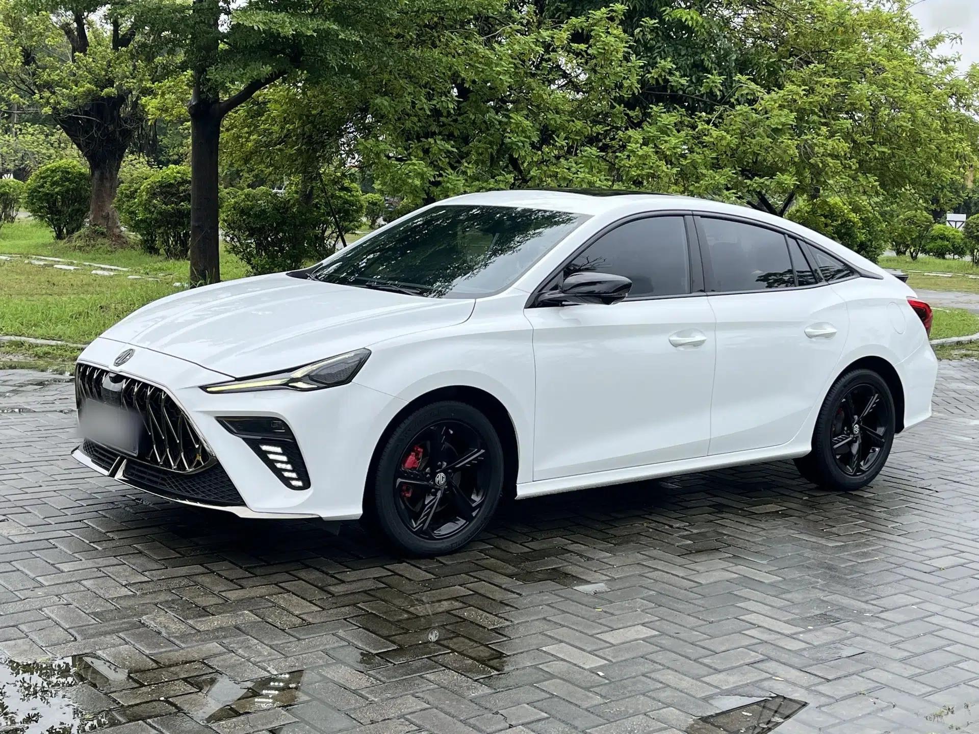 MG 5 Scorpio 2022 1.5T Trophy Sport Luxurious Edition — миниатюра 1