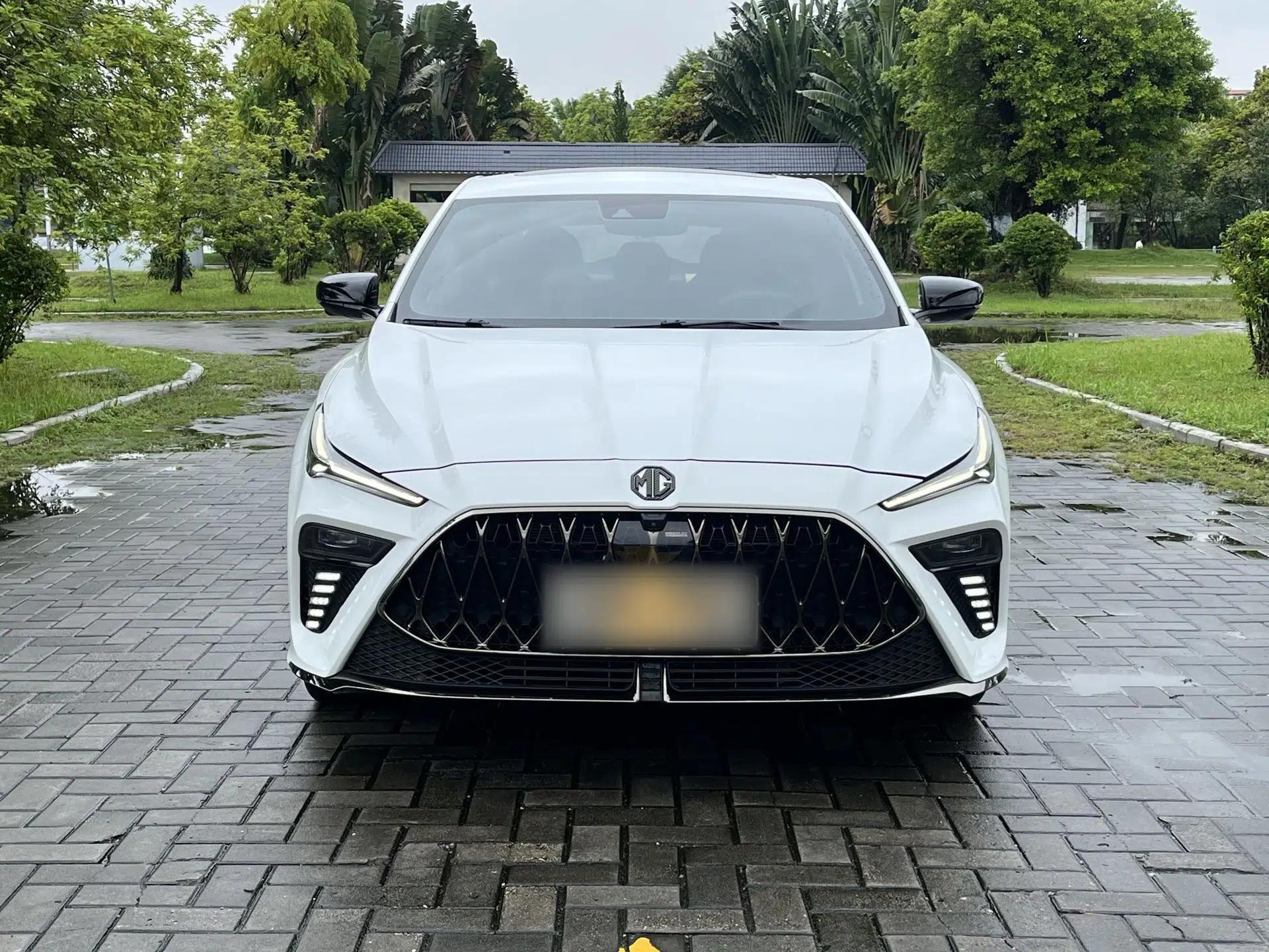 MG 5 Scorpio 2022 1.5T Trophy Sport Luxurious Edition — миниатюра 12