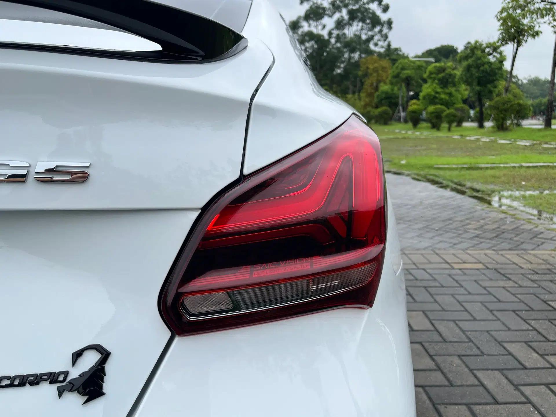 MG 5 Scorpio 2022 1.5T Trophy Sport Luxurious Edition — миниатюра 19