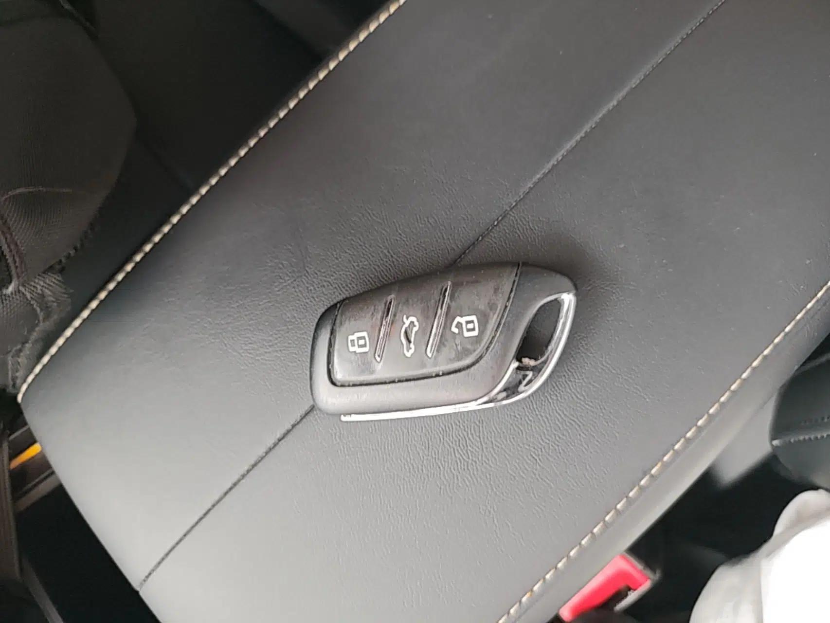 MG 5 Scorpio 2022 1.5T Trophy Sport Luxurious Edition — миниатюра 32