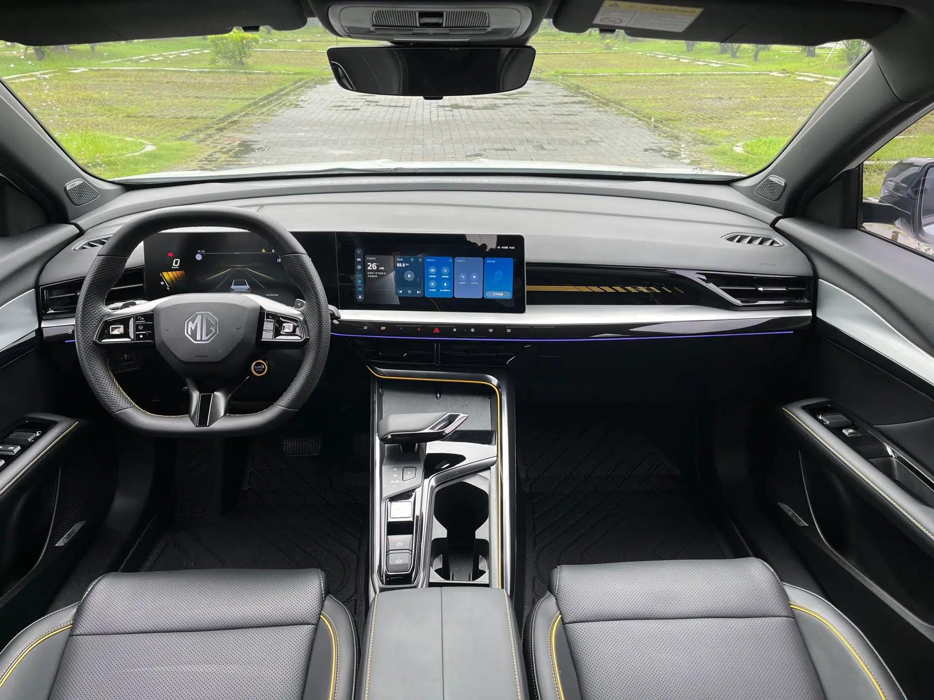 MG 5 Scorpio 2022 1.5T Trophy Sport Luxurious Edition — миниатюра 36
