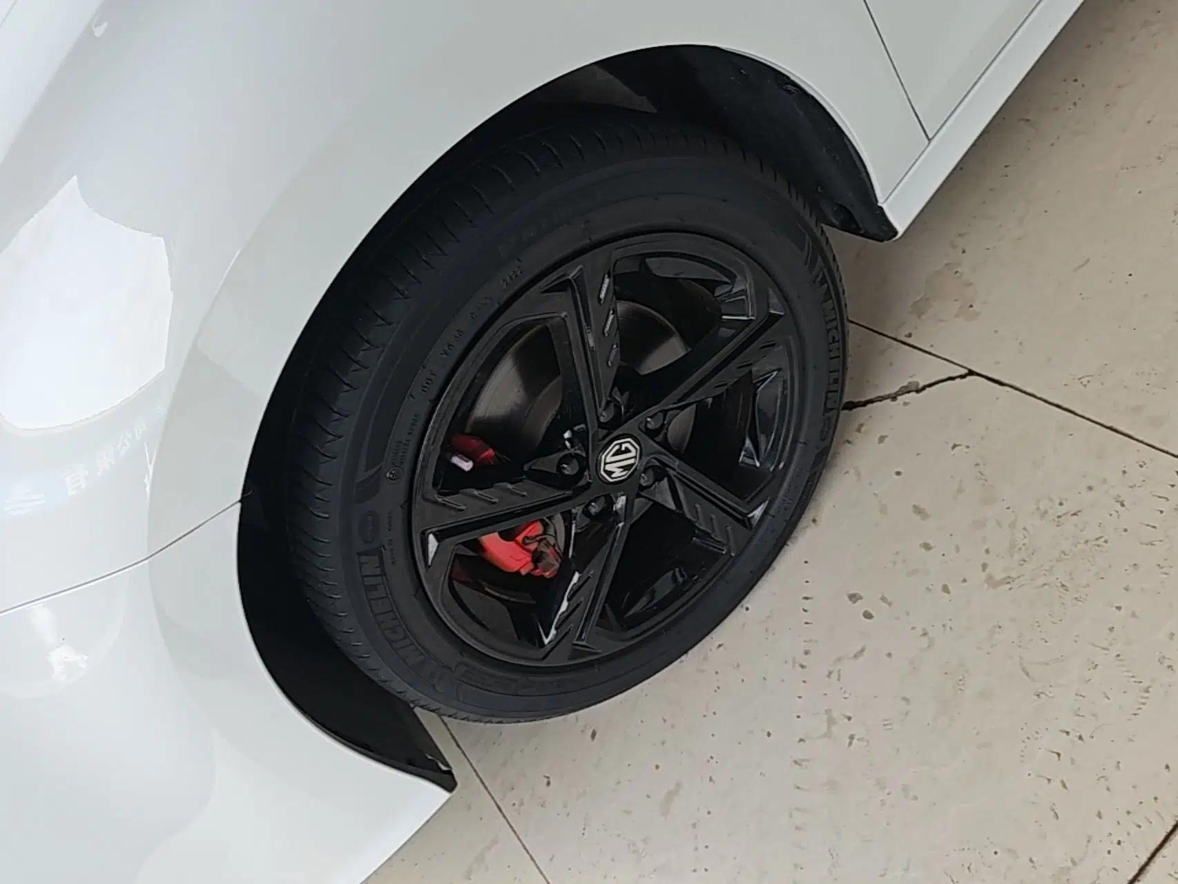 MG 5 Scorpio 2022 1.5T Trophy Sport Luxurious Edition — миниатюра 10