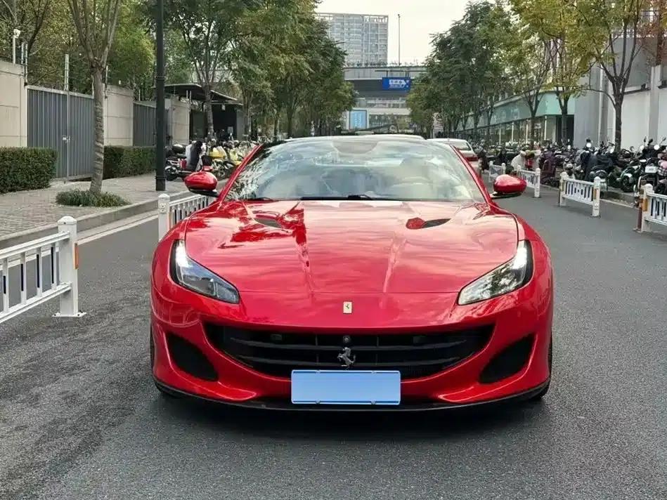 2018 Portofino 3.9T — миниатюра 2