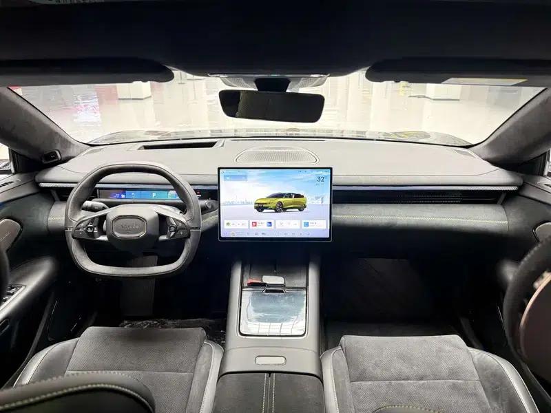 Lynk & Co 10 EM-P 2025 240 AWD Ultra Sport Edition — миниатюра 11