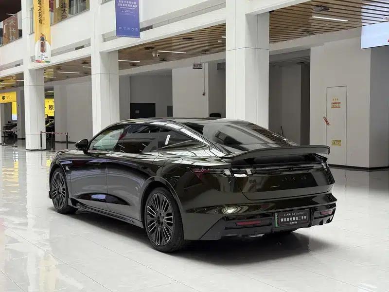 Lynk & Co 10 EM-P 2025 240 AWD Ultra Sport Edition — миниатюра 5