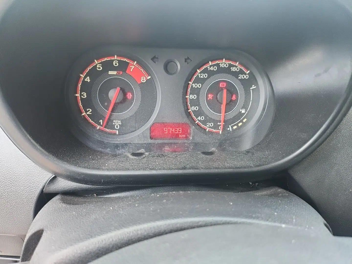 MG 3 2016 1.3L Manual Comfort Edition — миниатюра 12
