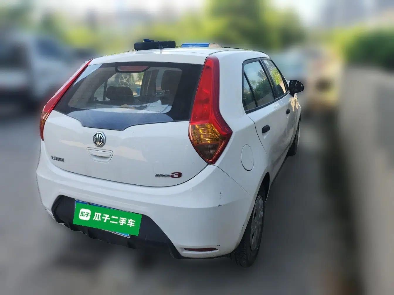 MG 3 2016 1.3L Manual Comfort Edition — миниатюра 6