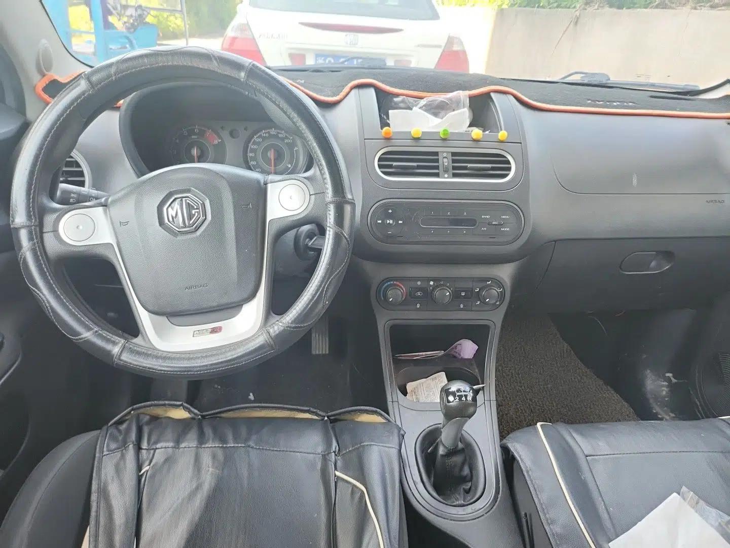 MG 3 2016 1.3L Manual Comfort Edition — миниатюра 9
