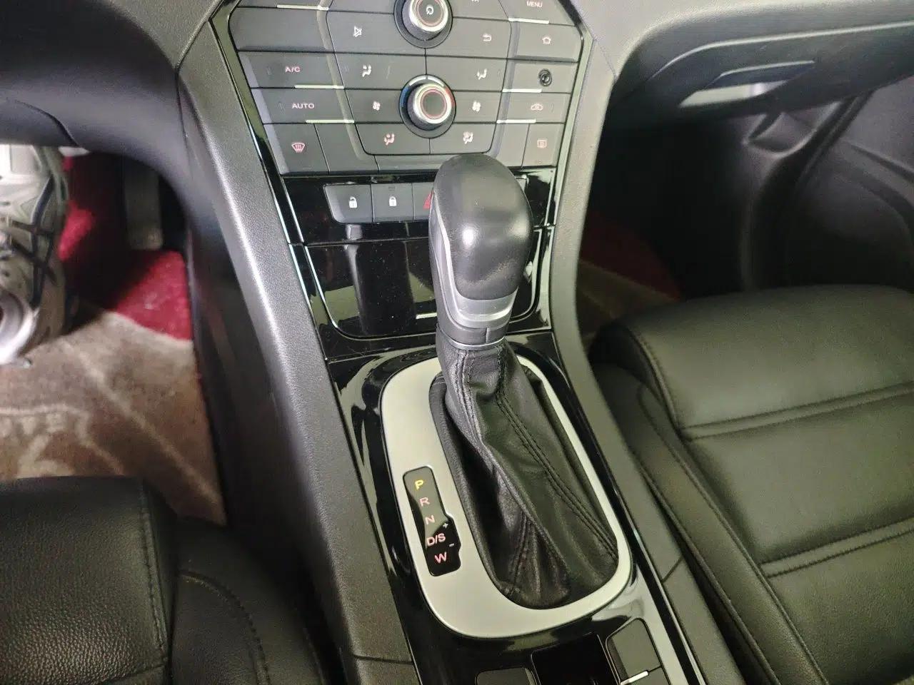MG GS 2015 1.5TGI TST Luxury Edition — миниатюра 14