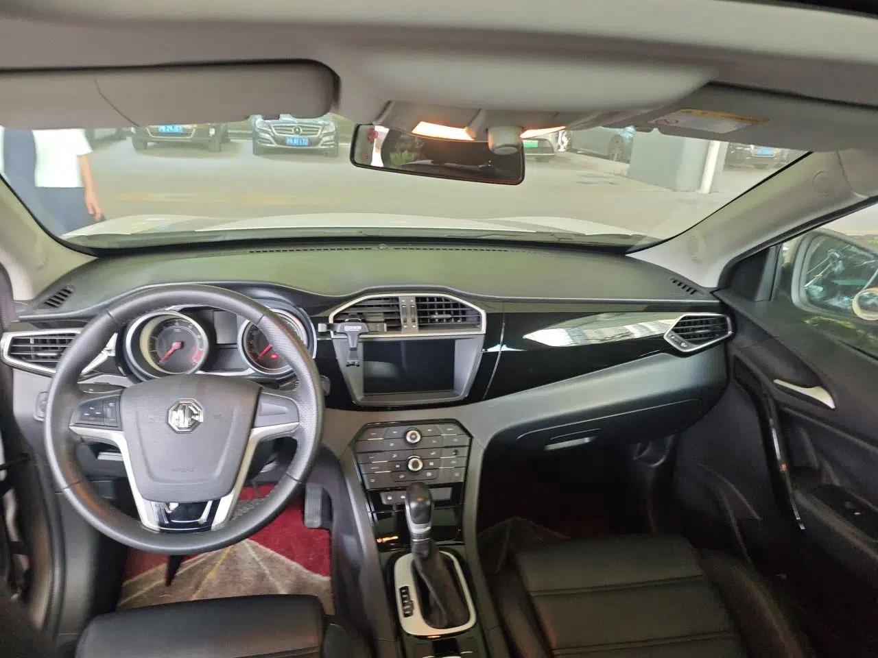 MG GS 2015 1.5TGI TST Luxury Edition — миниатюра 18