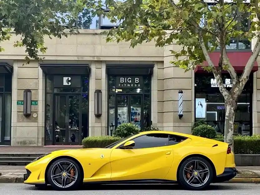 Ferrari 812 2017 6.5L Superfast — миниатюра 2
