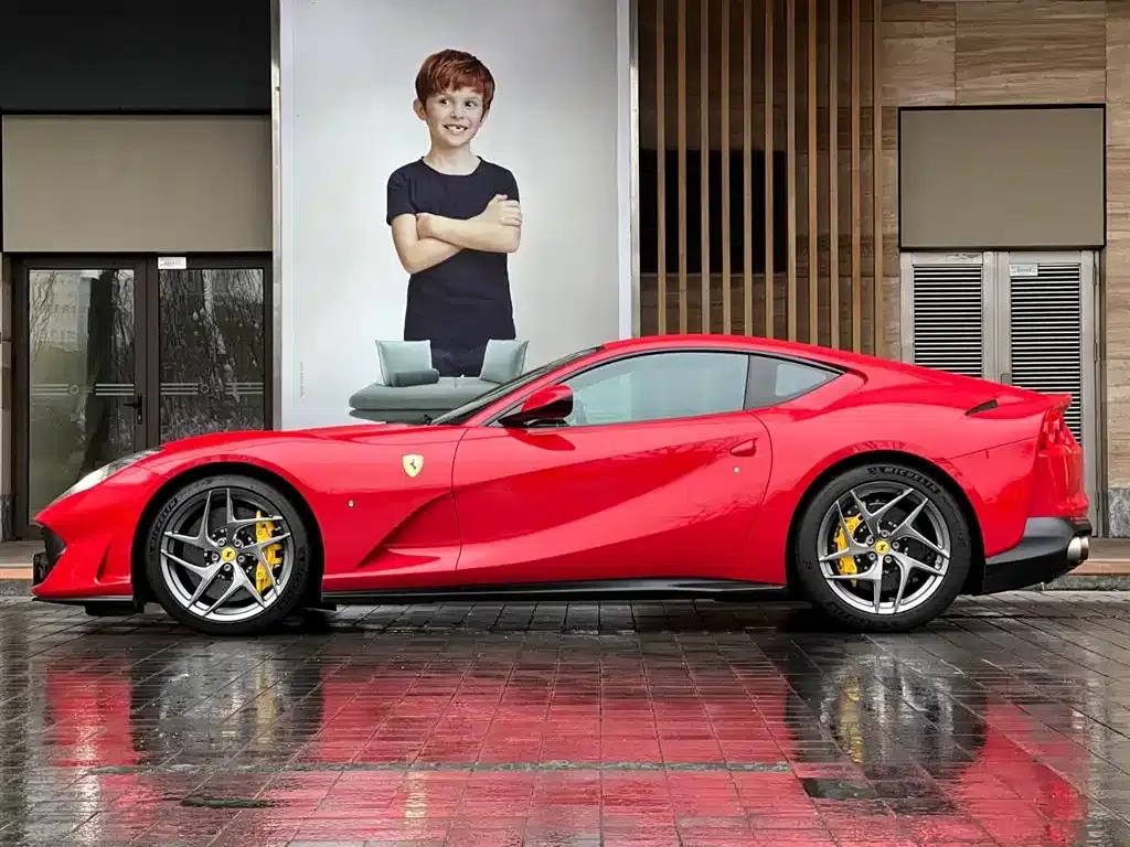 Ferrari 812 2017 6.5L Superfast — миниатюра 3