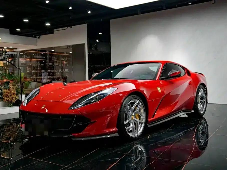 Ferrari 812 2017 6.5L Superfast — миниатюра 1
