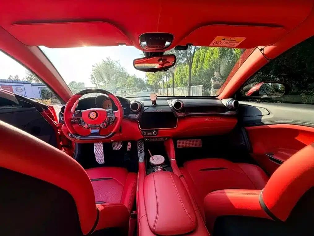 2017 GTC4Lusso 3.9T V8 — миниатюра 9