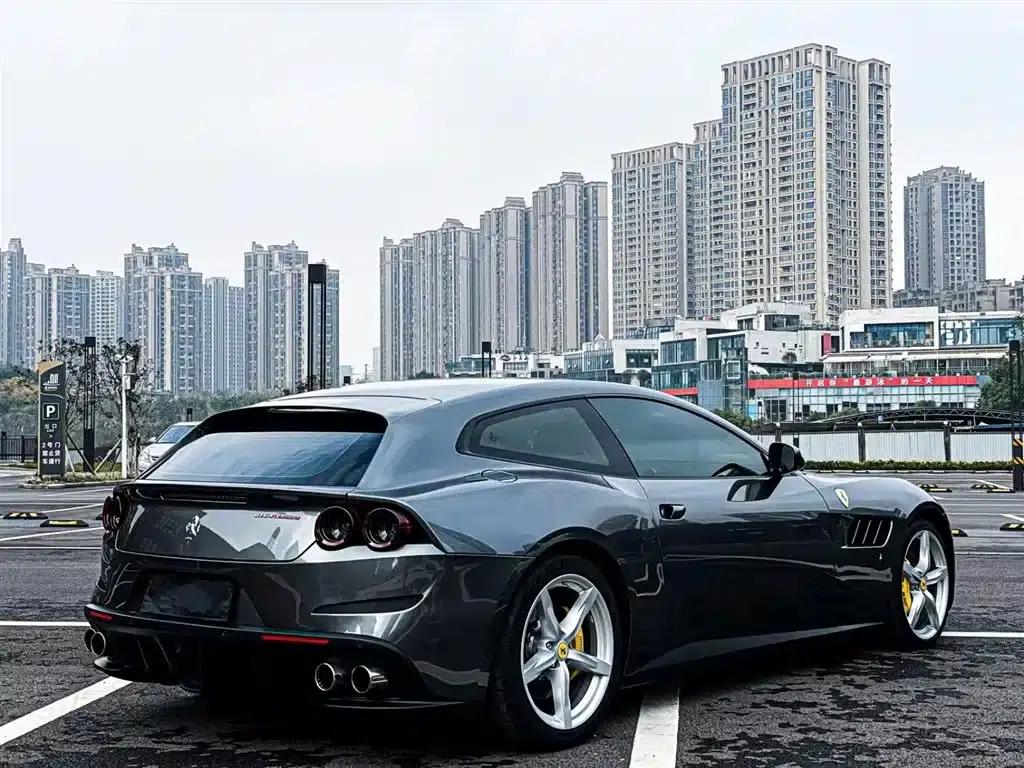 2017 GTC4Lusso 3.9T V8 — миниатюра 2