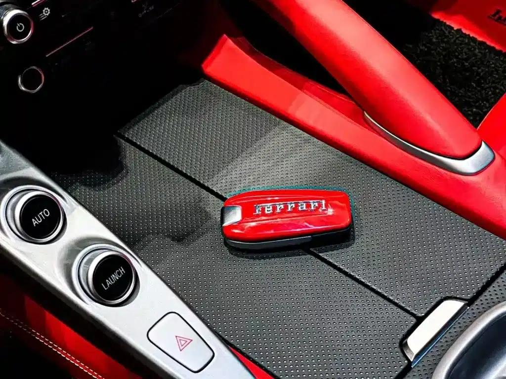 2017 GTC4Lusso 3.9T V8 — миниатюра 8