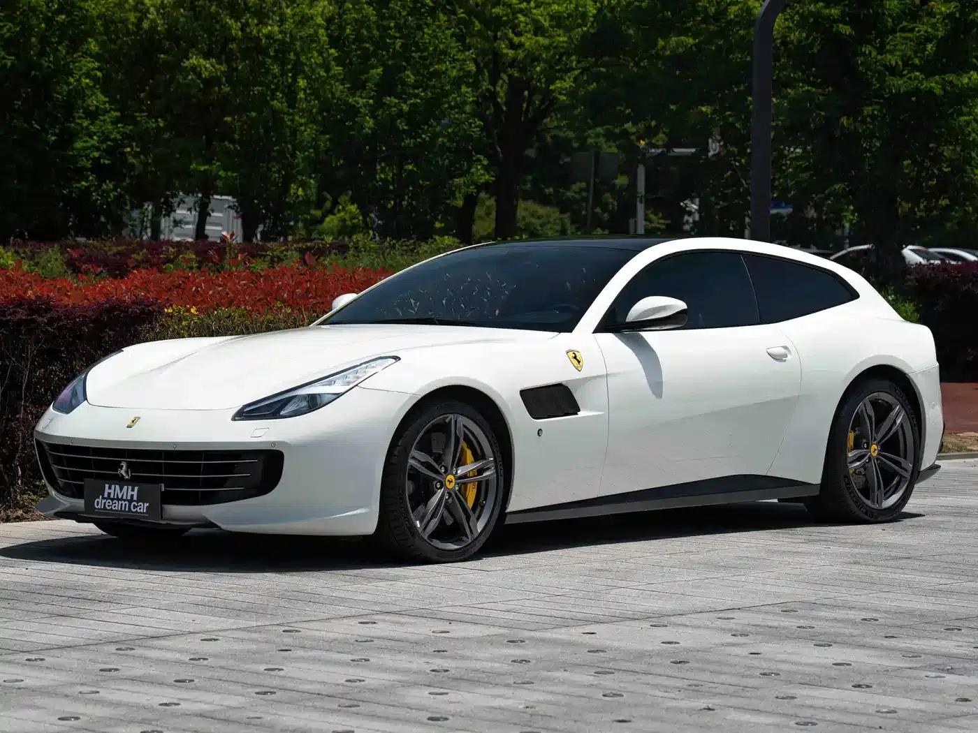 2016 GTC4Lusso 6.3L V12 — миниатюра 1
