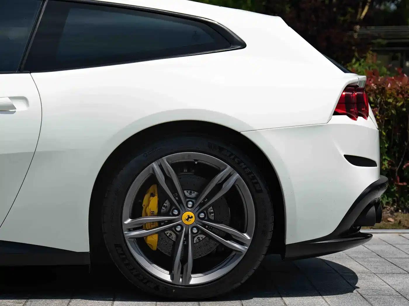 2016 GTC4Lusso 6.3L V12 — миниатюра 7