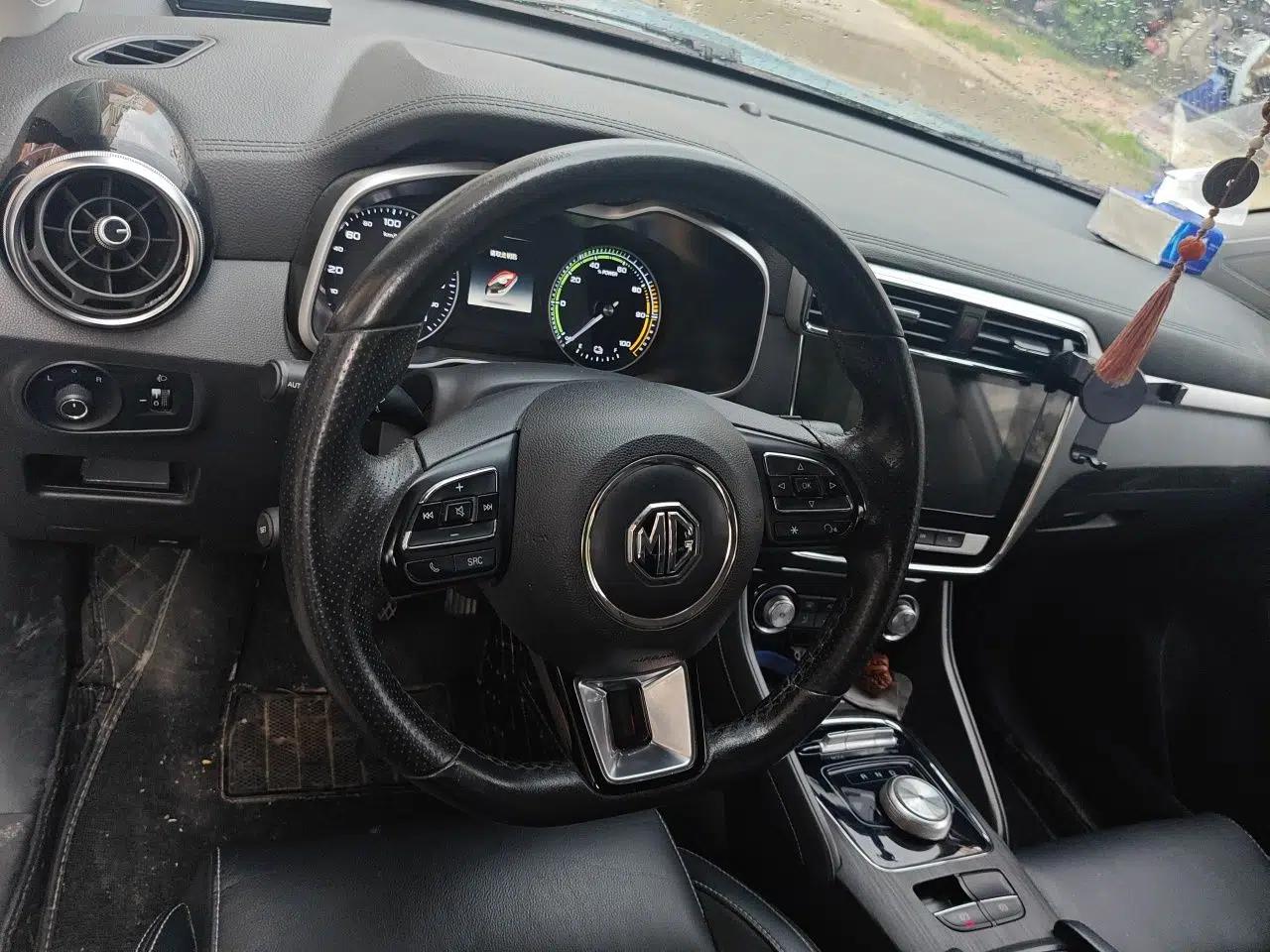 MG EZS Electric 2019 E-Plus Edition — миниатюра 10