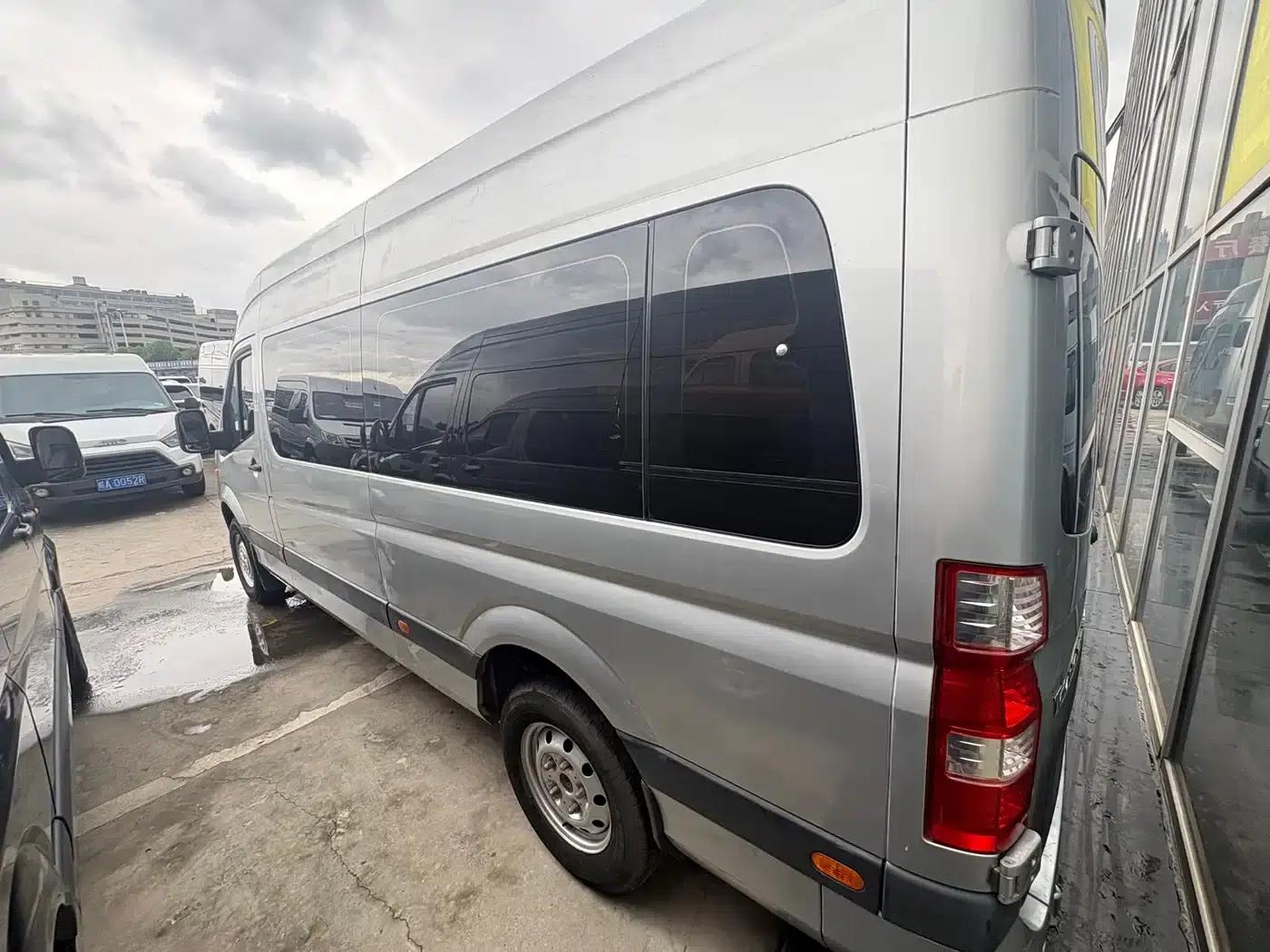 Tuano 2019 2.5T Multi-functional Extended Wheelbase 5-7 Seat 4J25TC3 — миниатюра 9