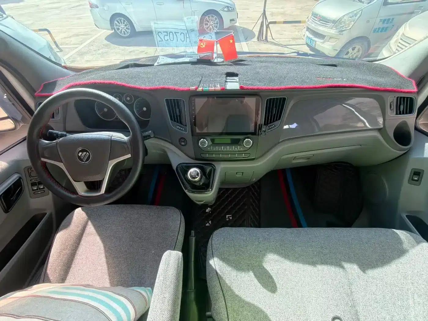 Tuano 2020 2.5T Manual Extended Wheelbase 6/7 Seats 4J25TC3 — миниатюра 4