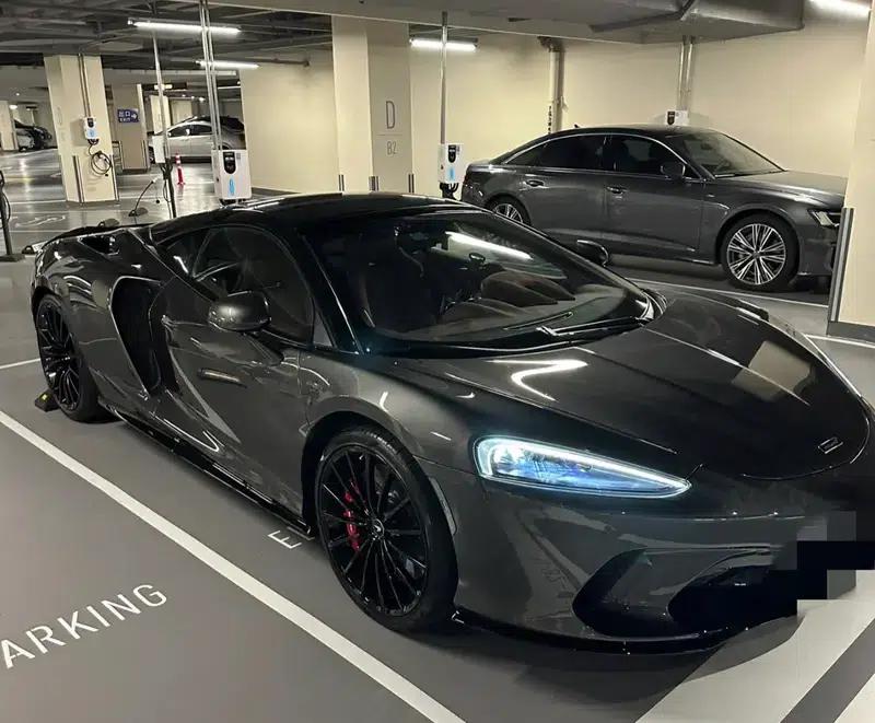 McLaren GT 2023 4.0T Standard Edition — миниатюра 3