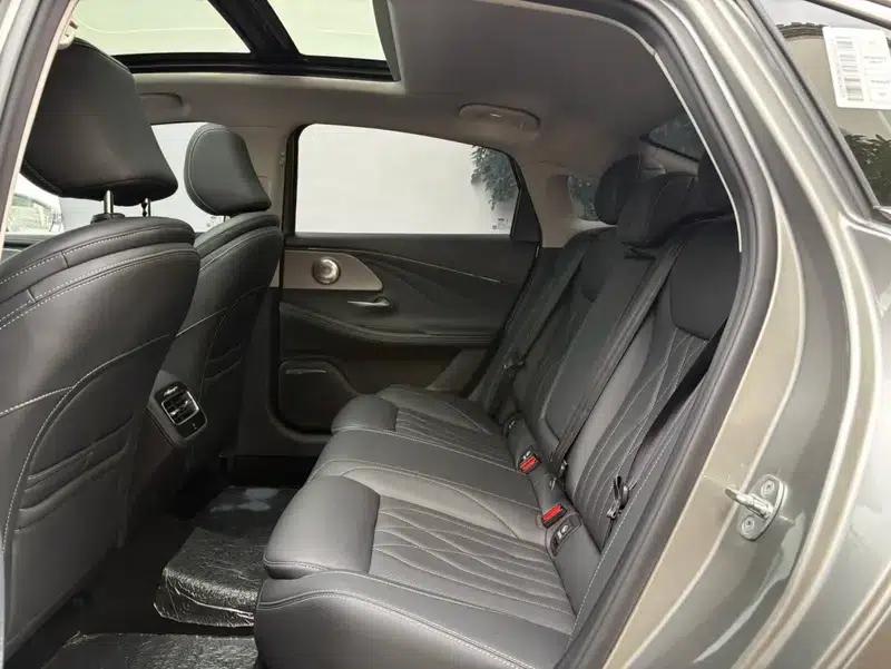 Chery Arrizo 8 2024 Model 1.6TGDI DCT — миниатюра 11