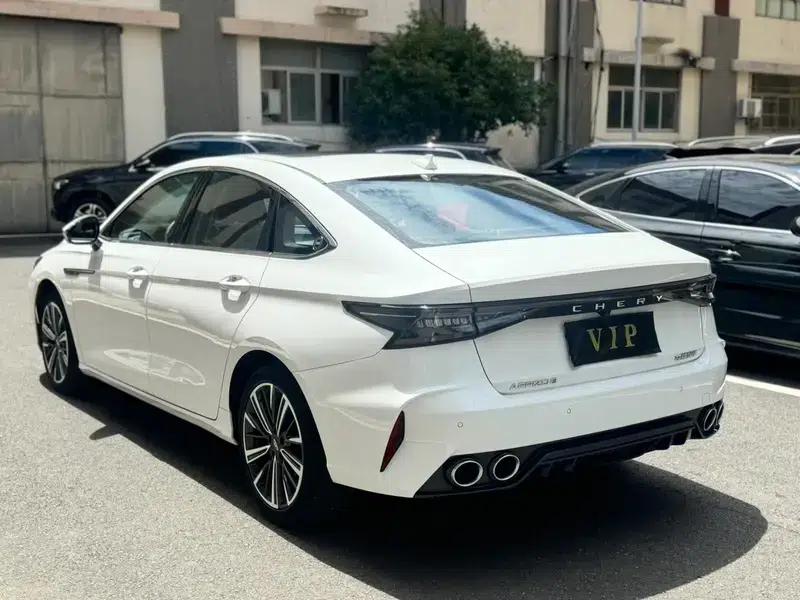 Chery Arrizo 8 2024 1.6TGDI DCT Premium Edition — миниатюра 4