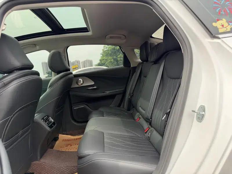 Chery Arrizo 8 2022 1.6TGDI DCT Elegance — миниатюра 18