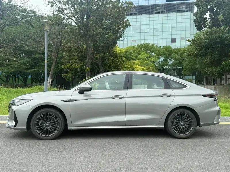 Chery Arrizo 8 2022 1.6TGDI DCT — миниатюра 4