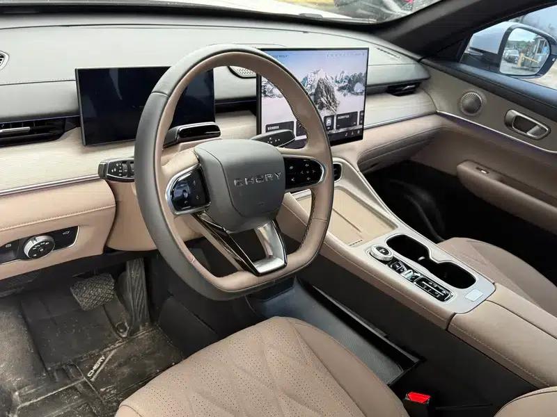 Chery Tiggo 8 PLUS 2025 Kunpeng 290TGDI DCT Premium Edition — миниатюра 12