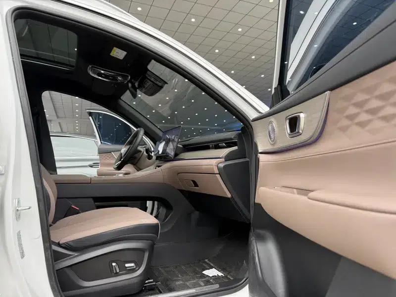 Chery Tiggo 8 PLUS 2025 Kunpeng 290TGDI DCT Premium Edition — миниатюра 13