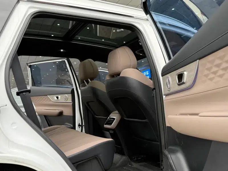 Chery Tiggo 8 PLUS 2025 Kunpeng 290TGDI DCT Premium Edition — миниатюра 16