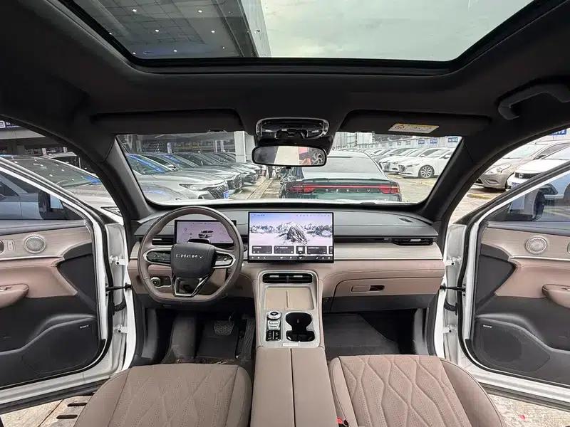 Chery Tiggo 8 PLUS 2025 Kunpeng 290TGDI DCT Premium Edition — миниатюра 9