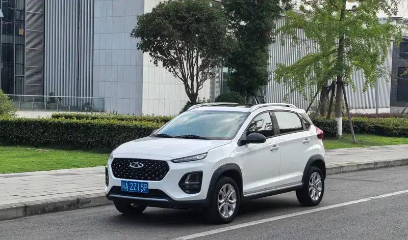 Chery Tiggo 3x 2021 PLUS 1.5L CVT Queen Edition — миниатюра 1