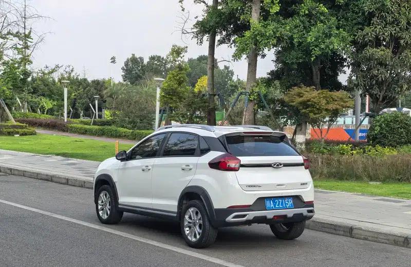 Chery Tiggo 3x 2021 PLUS 1.5L CVT Queen Edition — миниатюра 4
