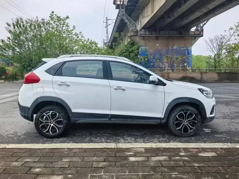 Chery Tiggo 3x 2018 1.5L Automatic Comfort Edition — миниатюра 7